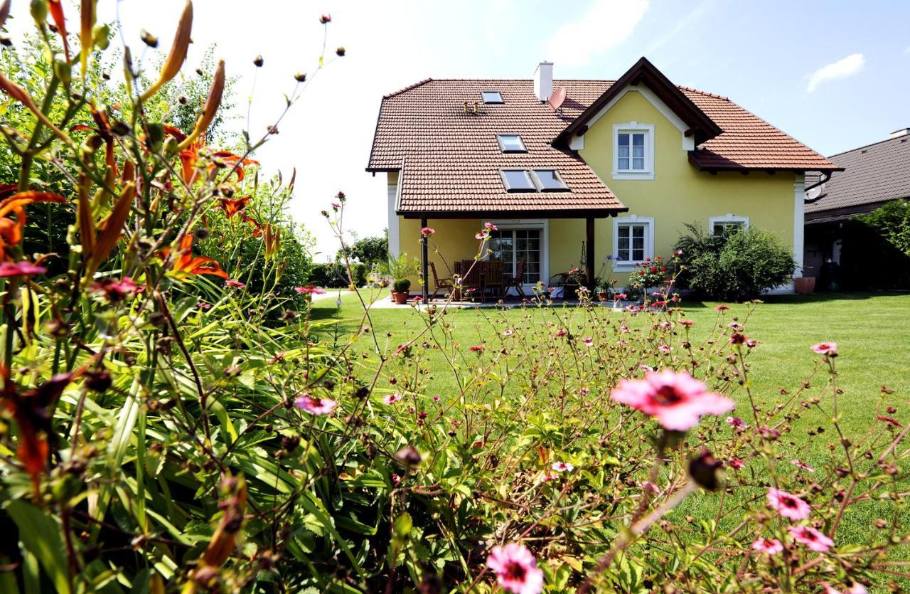 Gaestehaus Familie Trachsler Rohrendorf bei Krems Exterior foto